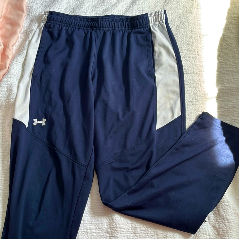 loose fit navy joggers